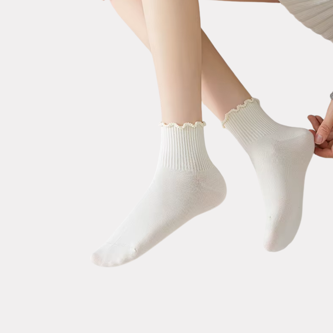 Ruffle Frills Crew Socks - 2 Pack Pairs (White)