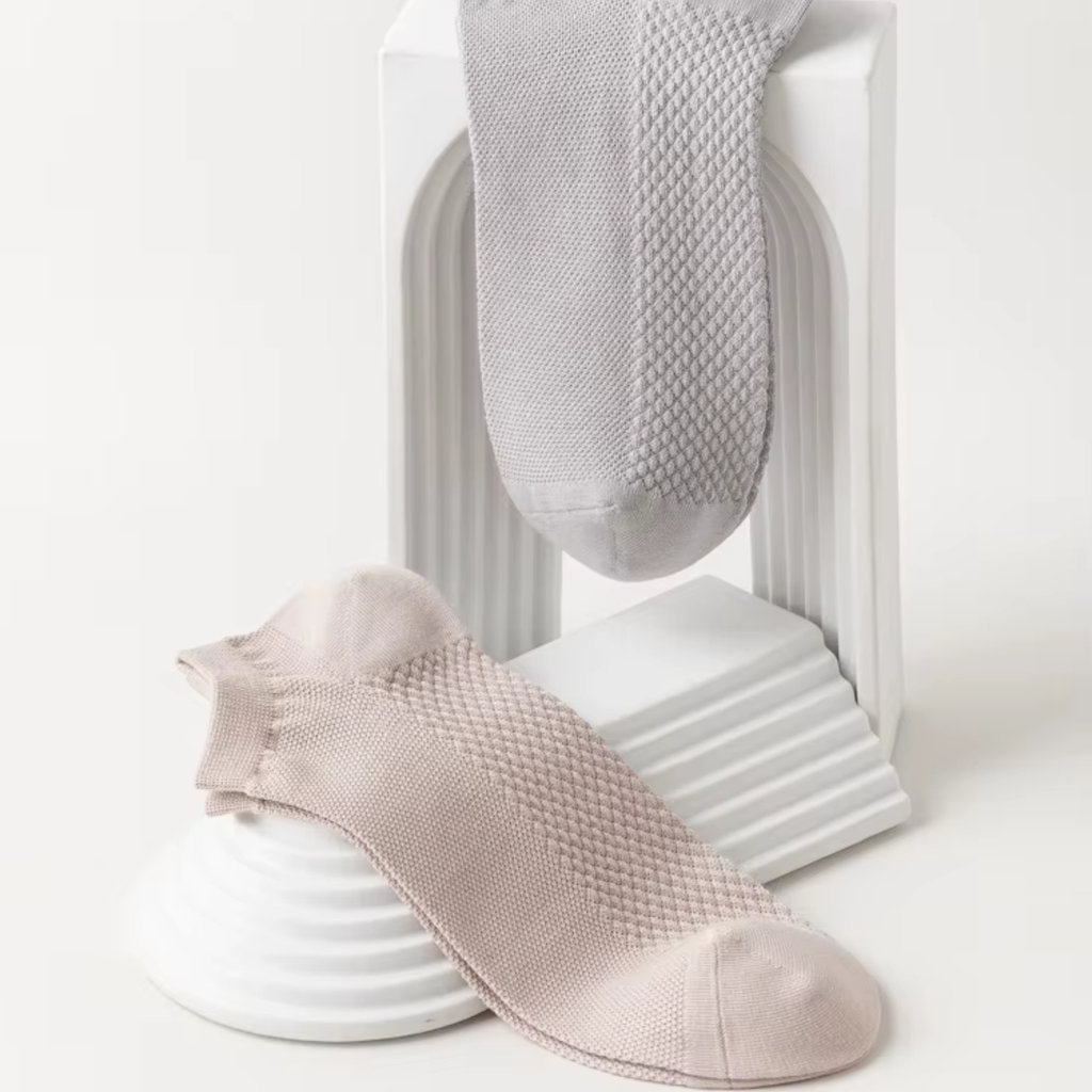 The Terra Ankle – Premium Bamboo Socks (2 Pairs in Silver)