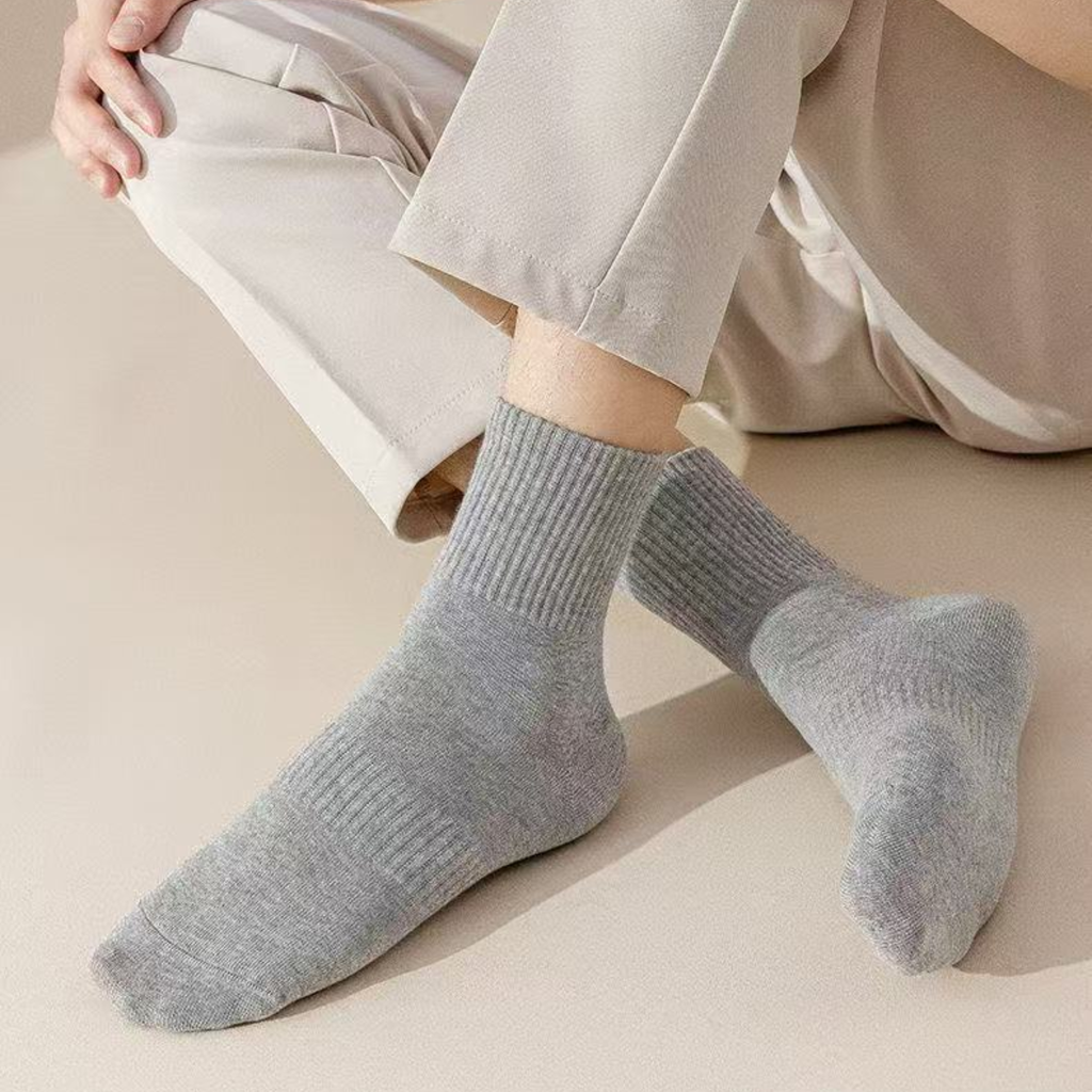 Lucent Mid-Crew – Premium Cotton Socks (2 Pairs in Silver)