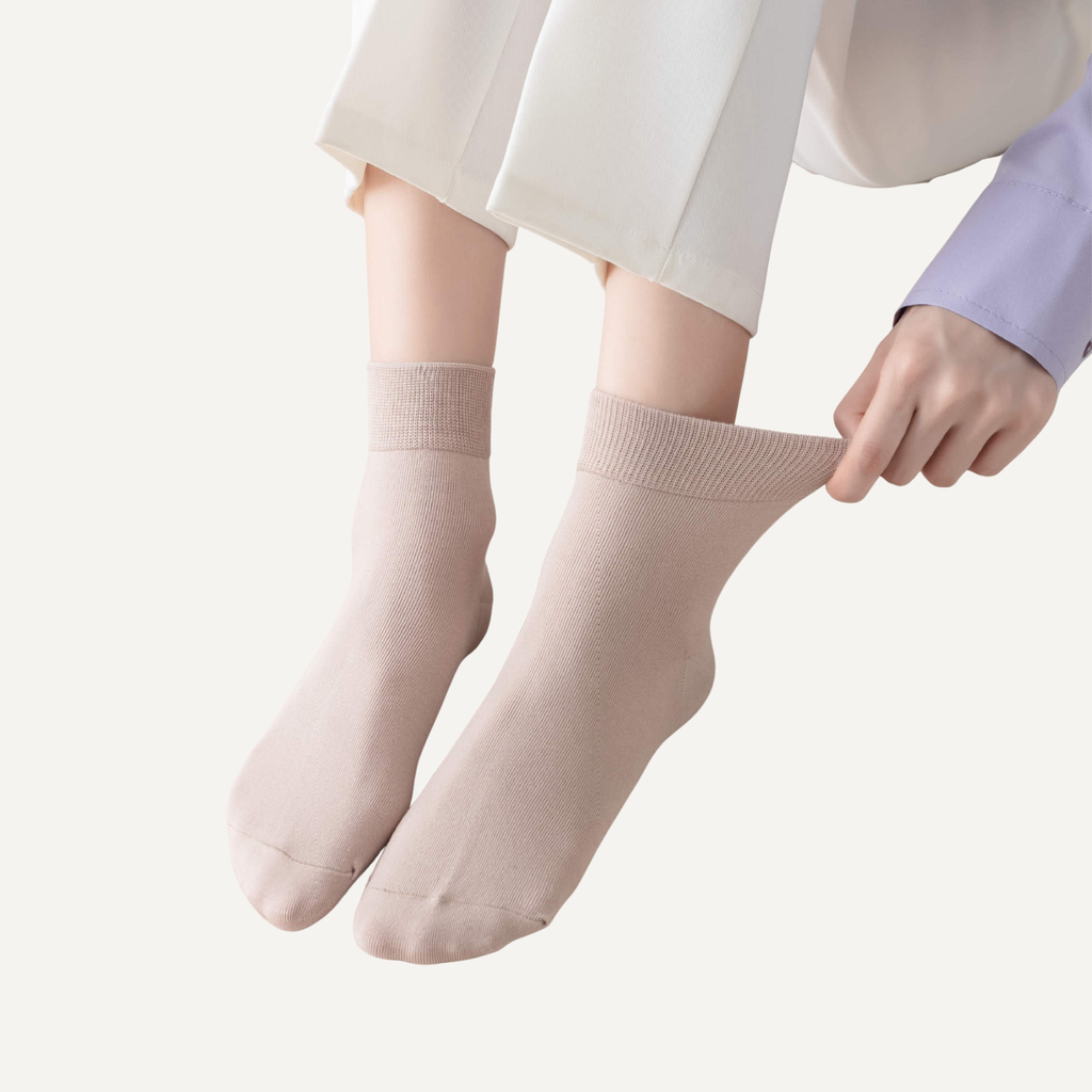 The Lumen Mid-Crew – Premium Cotton Socks (2 Pairs in Blush)