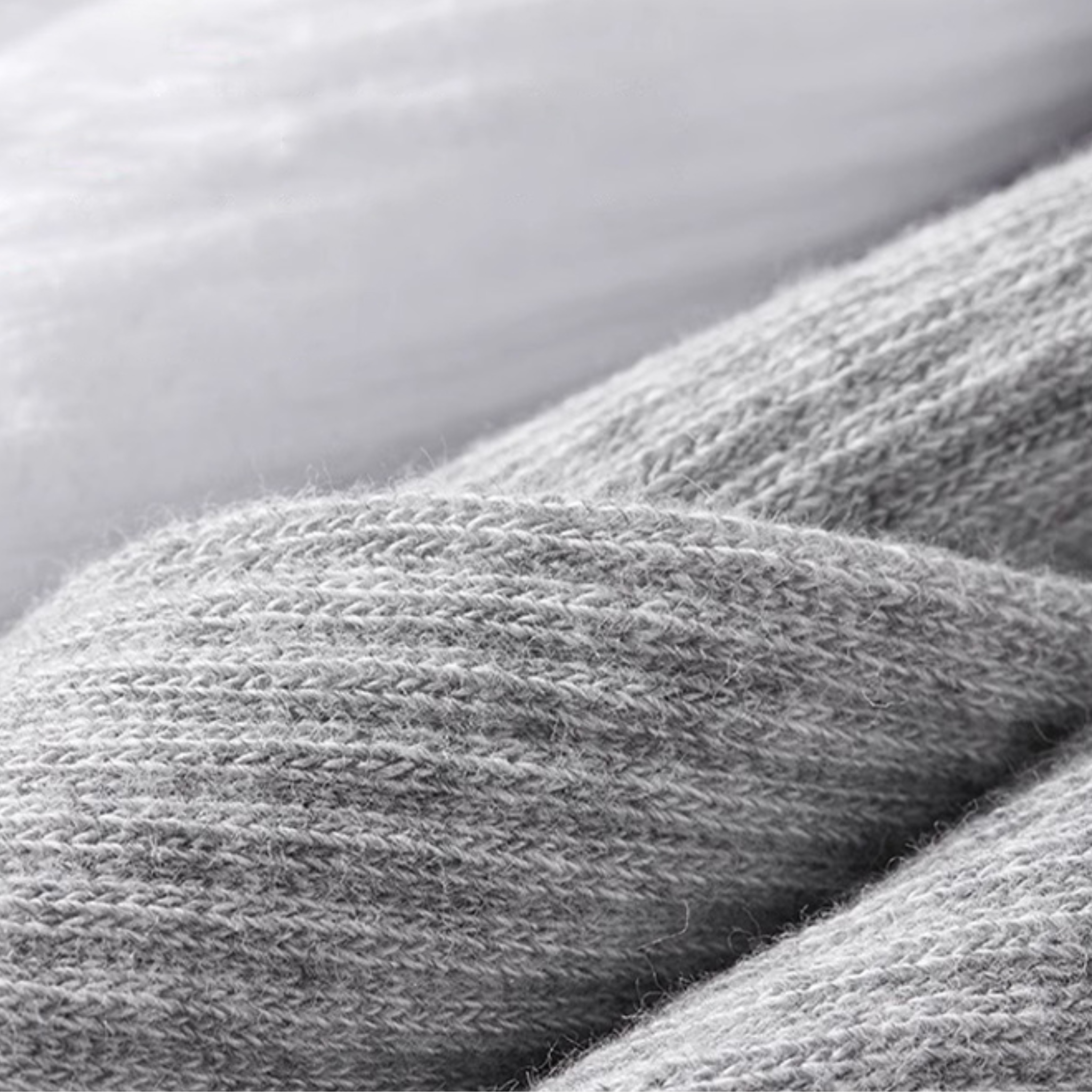The Comfort Nova Crew – Premium Cotton Socks (2 Pairs in Silver)