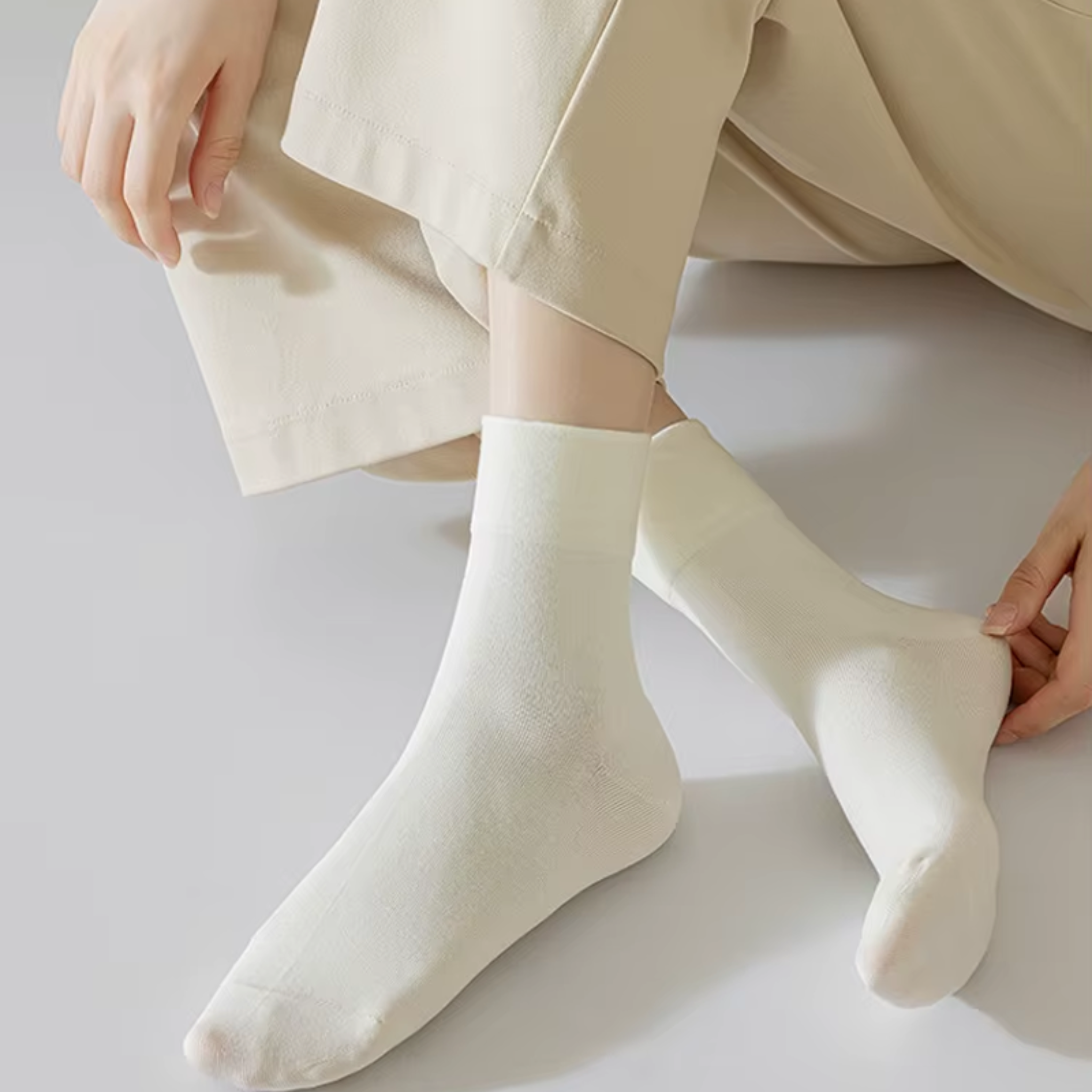 The Lumen Mid-Crew – Premium Cotton Socks (2 Pairs in Ivory)