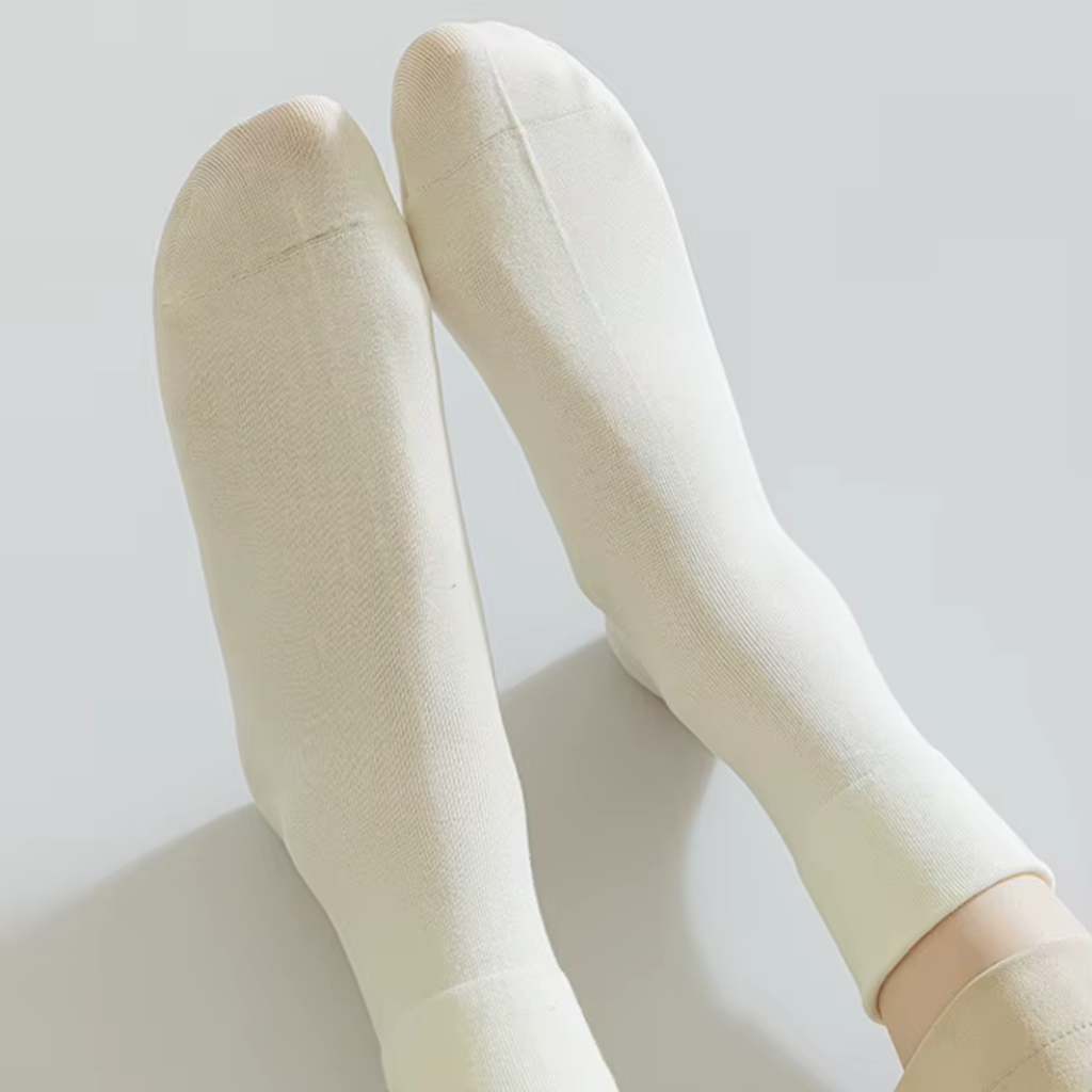 The Lumen Mid-Crew – Premium Cotton Socks (2 Pairs in Ivory)