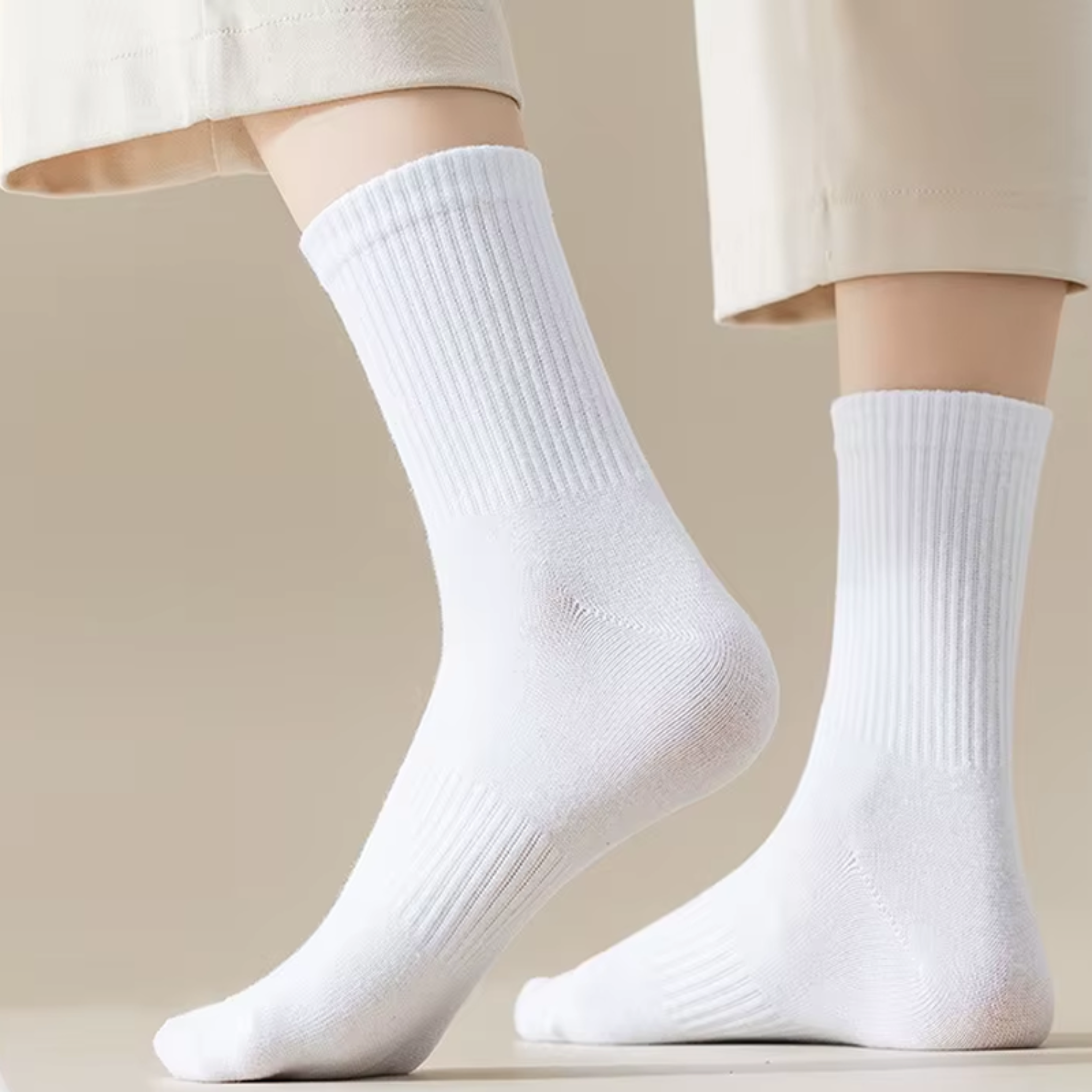 The Comfort Nova Crew – Premium Cotton Socks (2 Pairs in White)