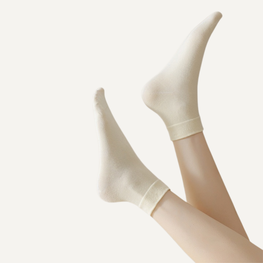 The Lumen Mid-Crew – Premium Cotton Socks (2 Pairs in Ivory)