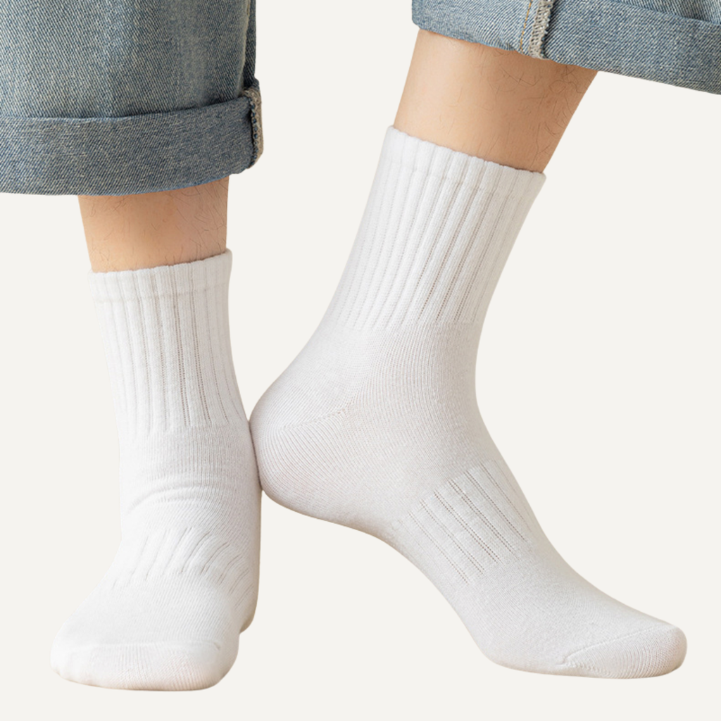 The Comfort Nova Crew – Premium Cotton Socks (2 Pairs in White)